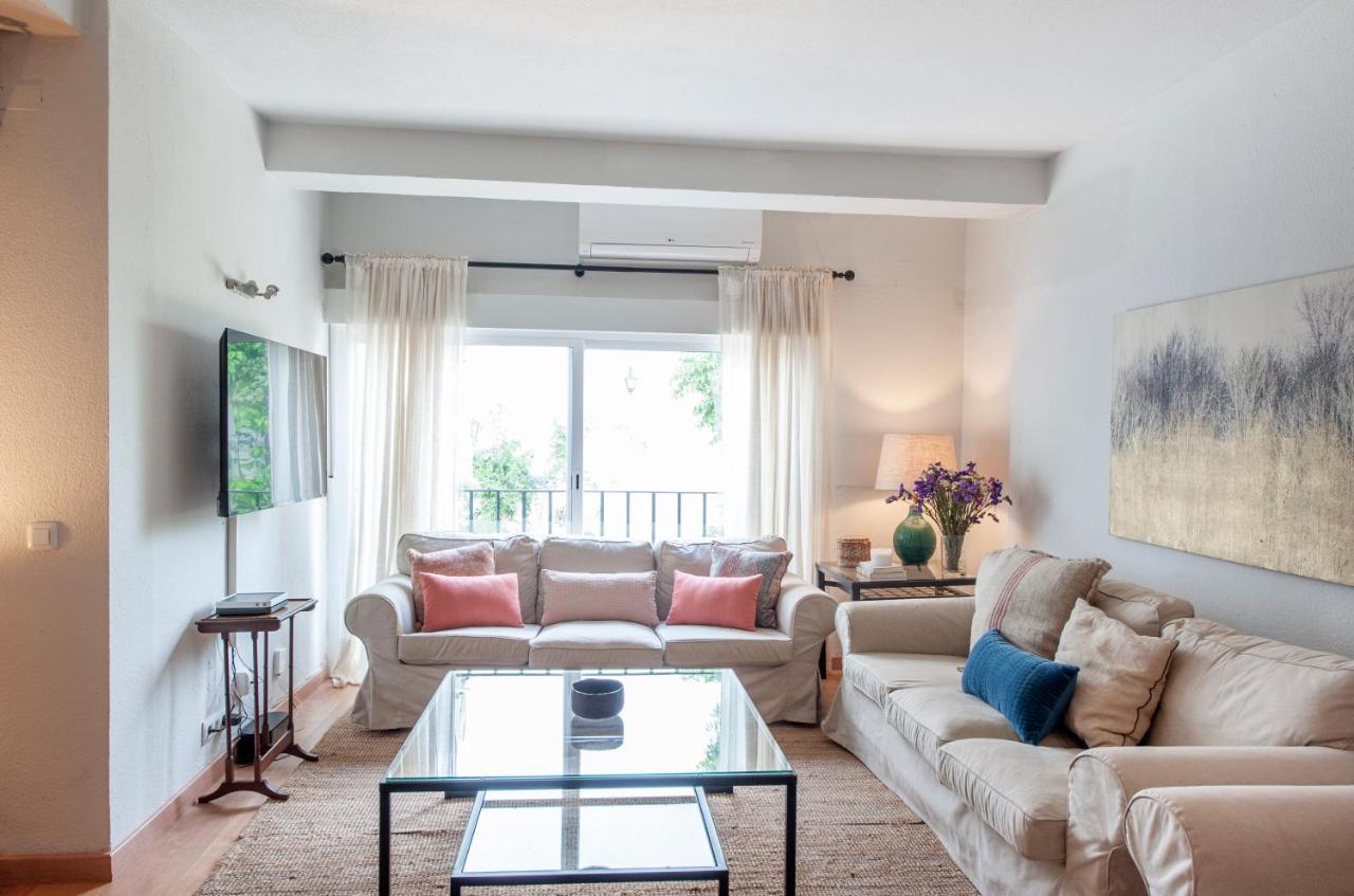O&L Aire - Spacious And Bright Apartment In The Heart Of Sevilla Exterior foto